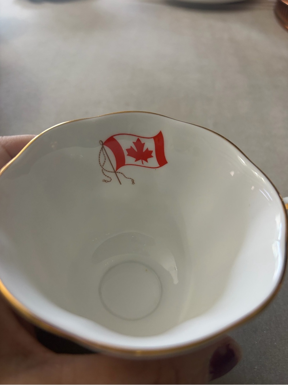 Royal Albert Bone China Teacup with Red Maple Leaf and Gold Trim - Picture 4 of 7